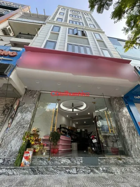 CHO THUÊ MẶT BẰNG NGUYỄN CƯ TRINH, PHƯỜNG NGUYỄN CƯ TRINH, QUẬN 1. TRỐNG SUỐT, NHÀ MỚI.