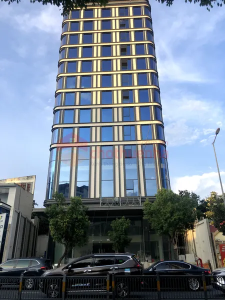 Cho thuê tòa nhà 22A Nguyễn Văn Trỗi, 2 hầm 13 tầng, DT 22x25m, gần sân bay