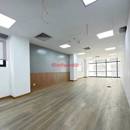 Cho thuê sàn văn phòng mặt tiền đường Cô Giang, Quận 1 - 100m2 Lầu 3