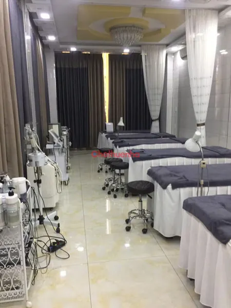Cho thuê mặt bằng đường Nguyễn Văn Thủ, Phường Đakao, Quận 1.