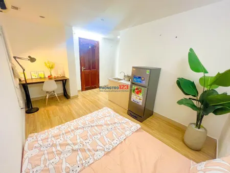 Cho thuê phòng giá rẻ gần Vincom cộng hòa Tân Bình