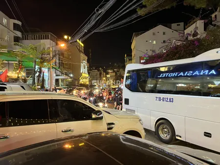 Bán khách sạn ngay trung tâm Đà Lạt