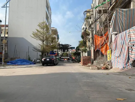 BÁN ĐẤT TĐC NGÕ 11 NGUYỄN VĂN CỪ