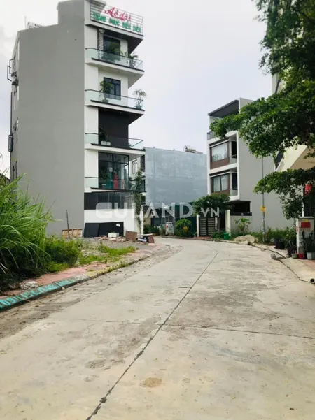 BÁN ĐẤT NHÀ ỐNG ĐỒI NGÂN HÀNG Lk16