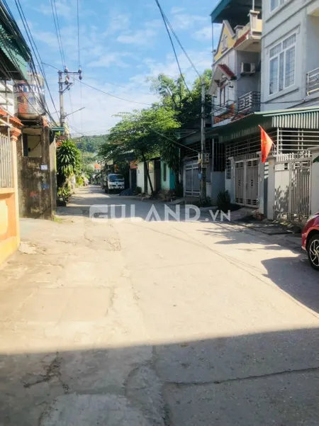 GIÁ TỐT- MẲT ĐƯỜNG CẦU NƯỚC MẶN HÀ LẦM