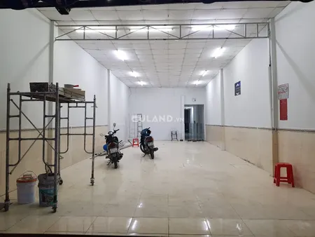 Nhà MT kd  sầm uất đường Huỳnh tấn phát : 6 x 30