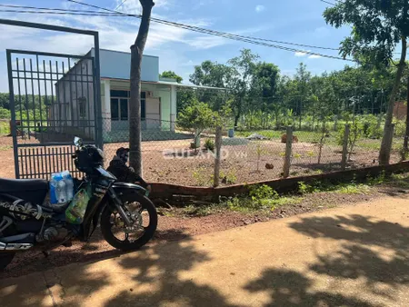 BÁN 2 SỔ LIỀN KỀ 10X52= 520M2 NGAY CHỢ, SÁT KCN MINH TÂM. GIÁ 370 TRIỆU
