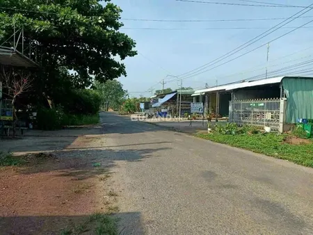 Đất mặt tiền đường nhựa liên huyện Khu công nghiệp Long Tân Phú Riềng 339 triệu