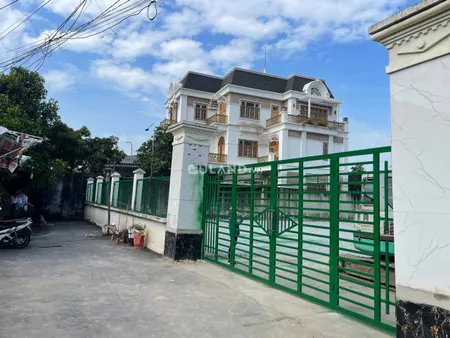 Bán lô đất xây biệt thự fuf thổ đường Ngô Chí Quốc
