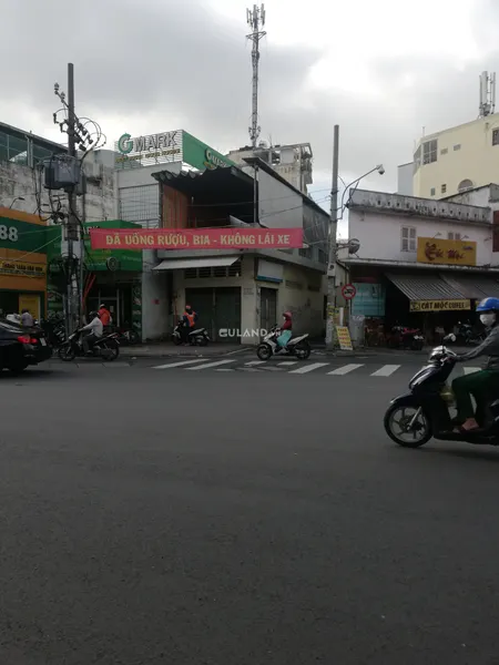 Cho thuê nhà góc 2MT bình thới