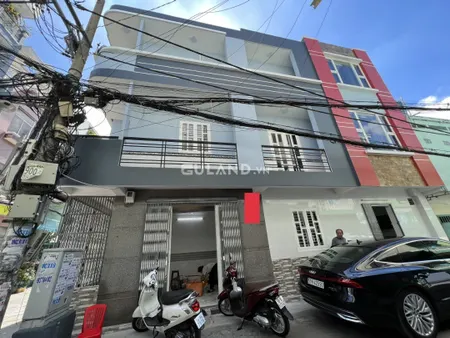 cho thuê căn góc 2 MT đường lạc long quân