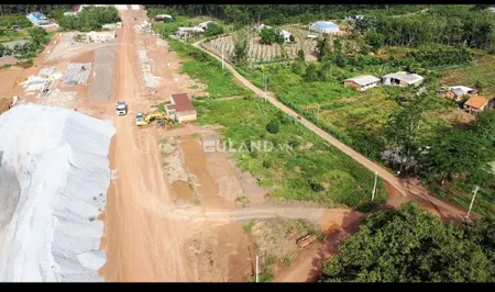 đất sào tân phước đồng phú trục chính nối Bình Dương 200 ngàn / 1 mét