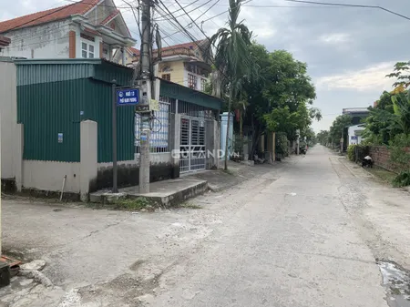 Cc gửi bán căn nhà cấp 4 . Đang cho thuê 20 tr/ 1 năm. Giá cắt lỗ 40%