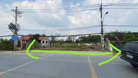 Đất mt tỉnh lộ 15 kd sầm uất Phú Hòa Đông