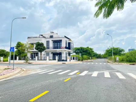 SẮP ĐI XA - NÊN BÁN GẤP ĐẤT 5X20M, PHẠM HỮU LẦU, GẦN Q.7, GIÁ CHỈ 6.9 TỶ