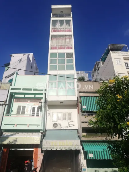 bán nhà mặt tiền đường vạn tượng