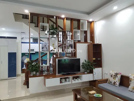 BÁN NHÀ 2,5 TẦNG GẦN TRẠM ĐĂNG KIỂM HÀ PHONG,HẠ LONG