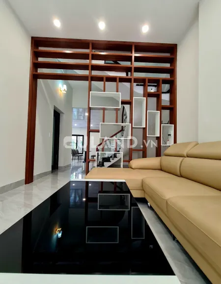 NHÀ TRUNG TÂM THÀNH PHỐ !KHU CÔNG ĐOÀN TỈNH PHƯỜNG BẠCH ĐẰNG,HẠ LONG