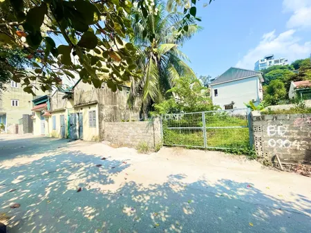 BÁN Ô ĐẤT BÁM MẶT HỒ YẾT KIÊU,HẠ LONG,QUẢNG NINH