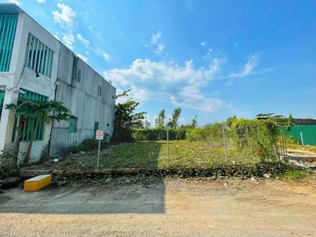 NỢ BANK NÊN BÁN ĐẤT 10x18M, HẺM XE HƠI, LÊ VĂN LƯƠNG, GIÁ 27TR/M2.