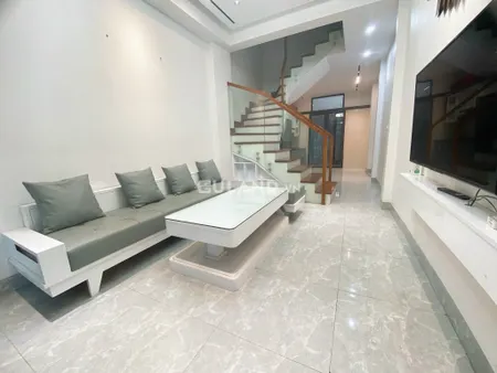 BÁN NHÀ MỚI XÂY 3,5 TẦNG ĐỒI BỆNH VIỆN PHỐ TUỆ TĨNH,TRẦN HƯNG ĐẠO,HẠ LONG,QUẢNG NINH