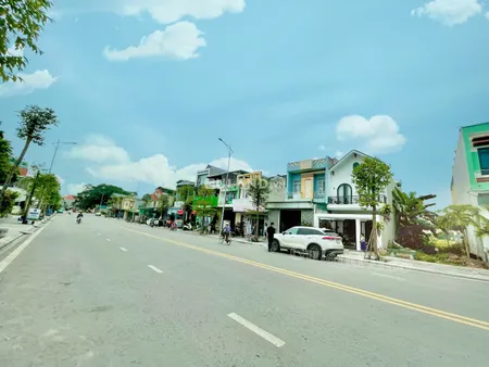 Nhà Mặt Đường Xã Thống Nhất