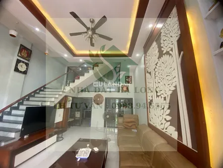 BÁN NHÀ 3 TẦNG KHU ĐÔ THỊ VỰNG ĐÂNG,HẠ LONG,QUẢNG NINH