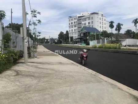 Cần bán lô đất mặt tiền đường lớn giá 4 tỉ TP Thủ Dầu Một - Bình Dương