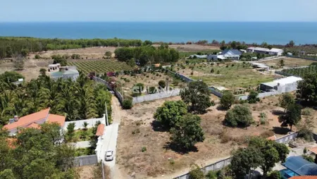Bán Đất view biển Trần Lê. Tiến Thành - thích hợp làm nhà vườn. LH: 0974090487