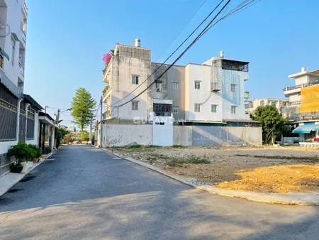 BÁN ĐẤT 84M2, GIÁ 4 TỶ, LÊ VĂN LƯƠNG, GẦN CẦU LONG KIỂN