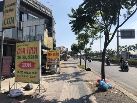 Đất fuf thổ 2mt có 16 phòng trọ 2ki ốt trước sau  Phạm Văn Đồng  : Ngang 11 x75