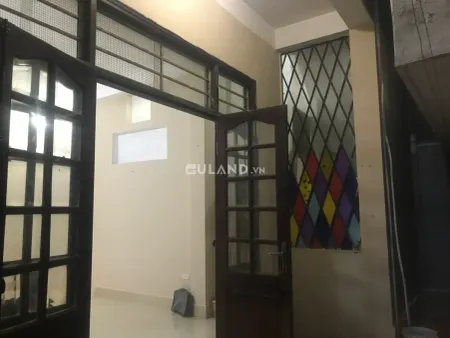 BÁN GẤP NHÀ PHỐ HÀO NAM,QUẬN ĐỐNG ĐA 50M2 x 5T GIÁ ĐÀM PHÁN 5.35 TỶ,NGÕ THÔNG 20M RA PHỐ