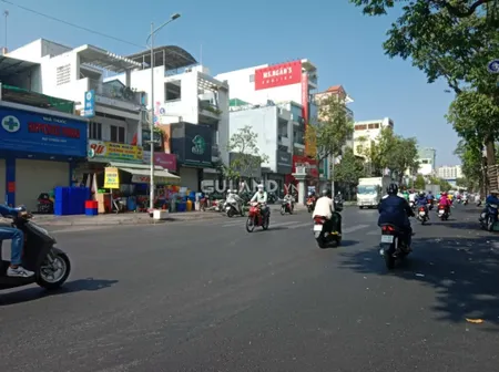 💥 Cho thuê tòa nhà Góc 2MT Hậu Giang ngay trung tâm Q6 I Ngang khủng đến 9m 💥