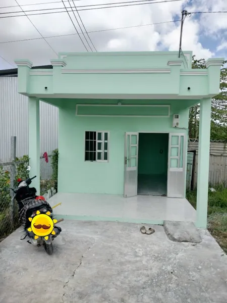 Bán nhà đường Nhà Kho 4 x 20m.