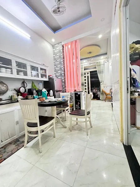 Bán nhà mặt tiền nhựa Phú Mỹ gần trường cấp 2 DT 6x18 TC 70m2, gần chợ, SHR giá rẻ