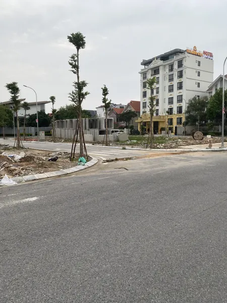BÁN ĐẤT TĐC CỘT 8,HỒNG HÀ,HẠ LONG,QUẢNG NINH