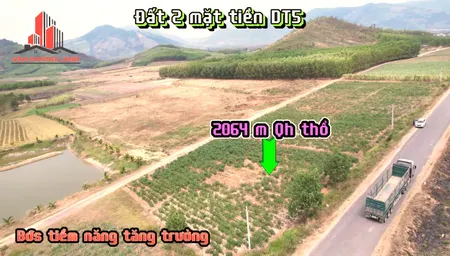 40 m mặt tiền  dt5 sâu 50m 469