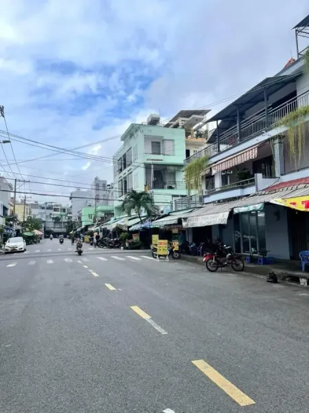 BÁN NHÀ MẶT TIỀN VỊ TRÍ KINH DOANH ĐỈNH QUẬN BÌNH TÂN