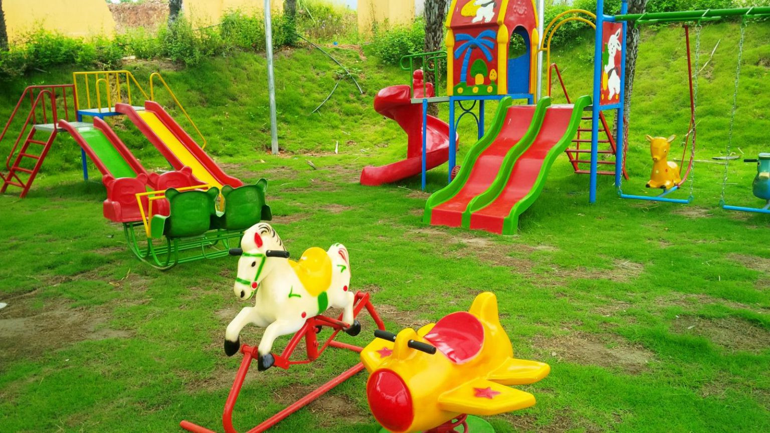 Khu nghỉ dưỡng Beverly Hills Hòa Bình Huyện Lương Sơn